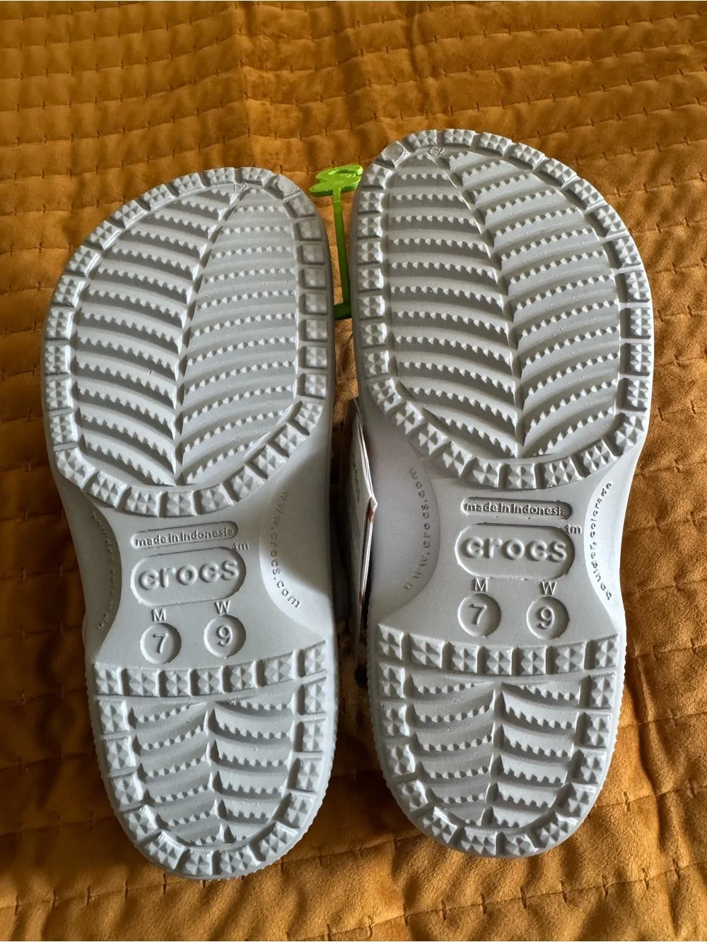 CROCS Kids Classic Clog in Light Gray